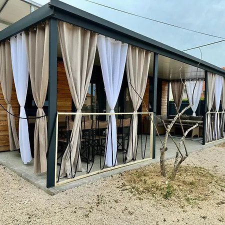 캠프장 Mobile Homes Matic