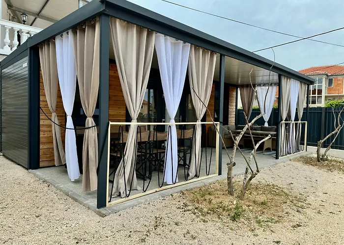 אתר קמפינג Mobile Homes Matic